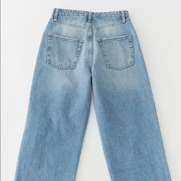 URBAN OUTFITTERS BDG HIGH RISE VINTAGE STRAIGHT JEANS - Picture 4 of 9